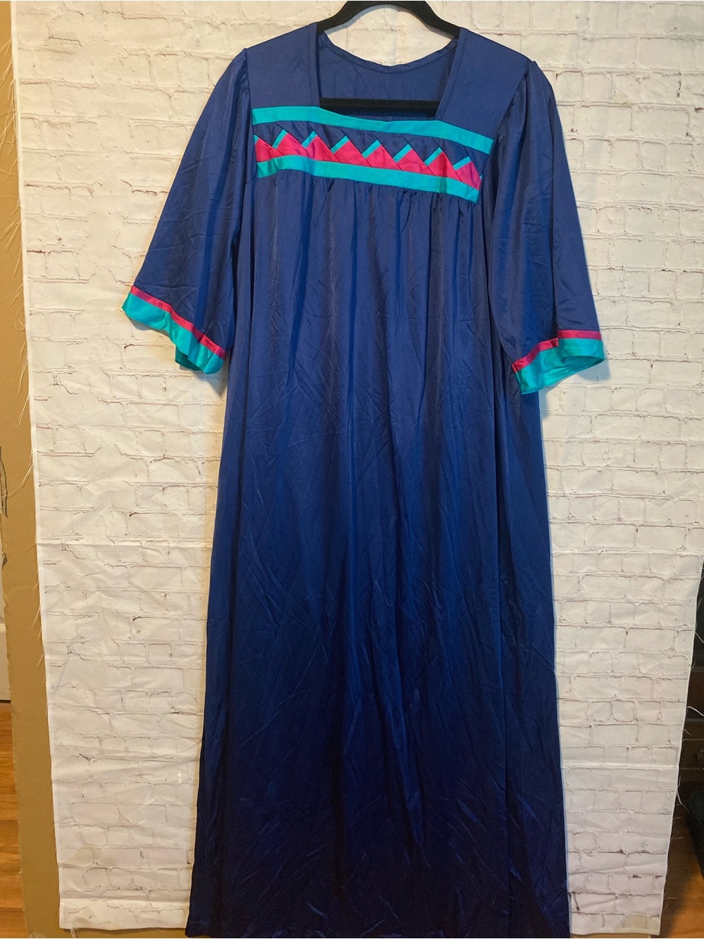 Vintage Henson Nightgown